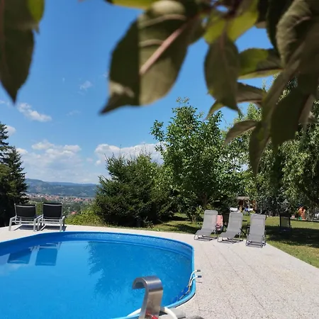 Hillside Bio Delux Apartment *